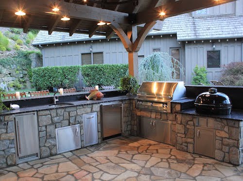 Outdoor Living - Grills, Fireplaces & More | Construction Resources